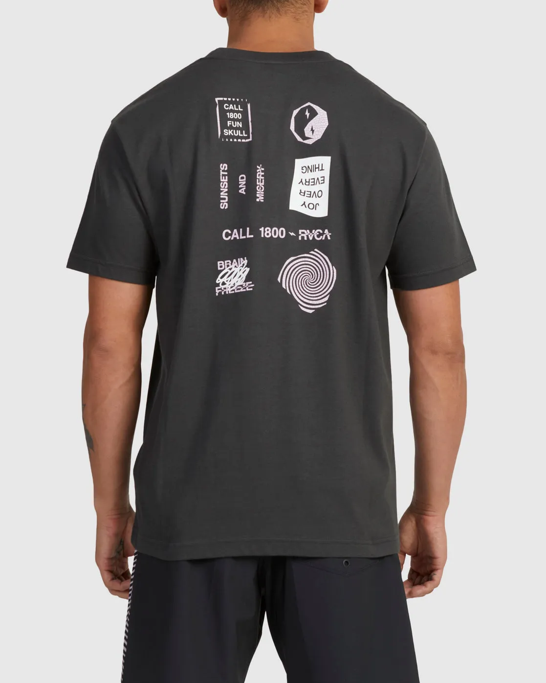 Call Tee - Pirate Black
